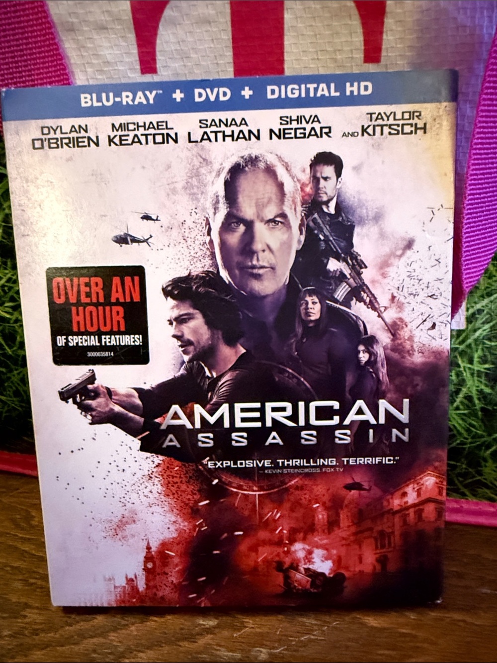 American Assassin Blu-ray + DVD + Digital HD